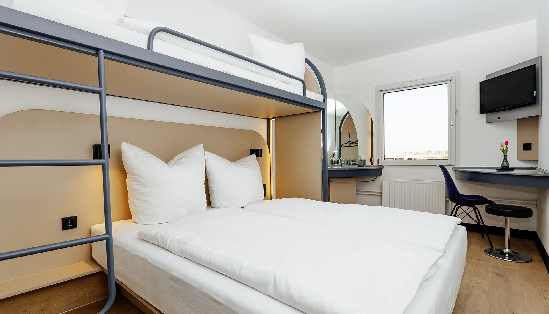 Familienzimmer mit Platz für mehrere Personen